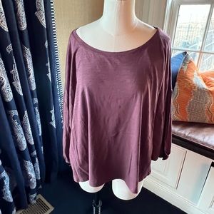 NWT Garnet Hill balloon sleeve burgundy top. Organic cotton. Size XL